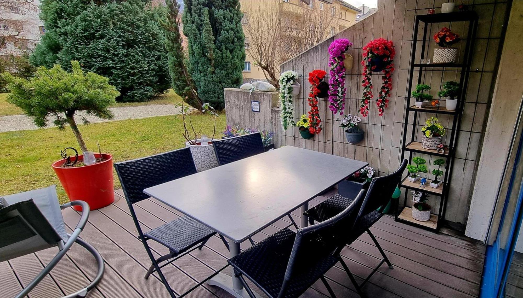 Appartement Avec Terrasse Сьйон Екстер'єр фото